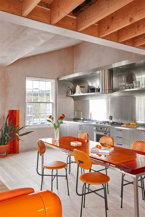Dining-Inspired Bright Apartments: Holloway Li Renovates a New Home in ...