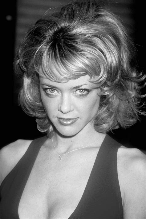Lisa Robin Kelly - Biography, Height & Life Story | Super Stars Bio