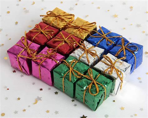 Buy CraftVatika Mini Christmas Gift Box Hanging Ornaments Decoration ...