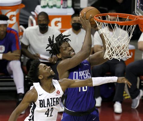 3 young, free-agent centers the Detroit Pistons could sign right now