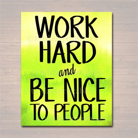 Hard Working 的图像结果