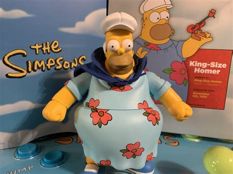Super 7 The Simpsons Ultimates! King-Size Homer | The Nostalgia Spot