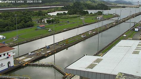 Webcam Panama Canal: Miraflores Locks