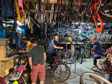 2nd ANNUAL BIKE DECORATING PARTY FOR LUMINARIA, Bold City Brewery ...