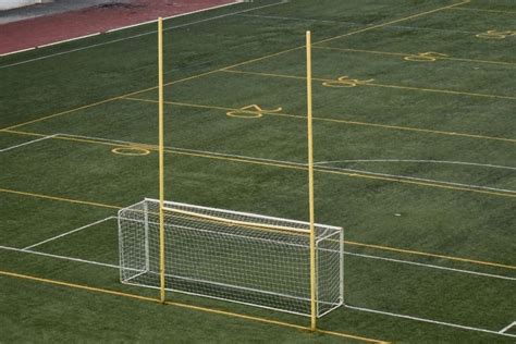 Soccer vs Football 的图像结果