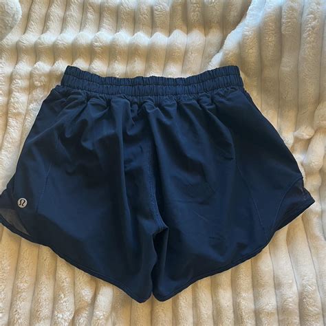 Lululemon Navy Blue Shorts Size 2 but no tag... - Depop