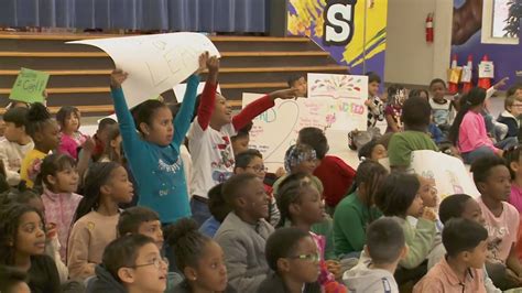 Read 2 Succeed | Nathanael Greene Elementary School | wfmynews2.com