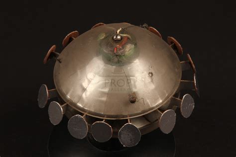 The Prop Gallery | UFO saucer filming miniature