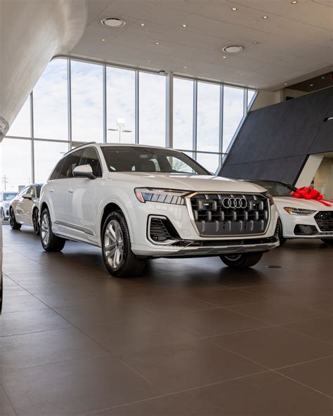 Audi Baton Rouge | The Audi Q7—sleek, sophisticated, and ready to turn heads. With refined ...