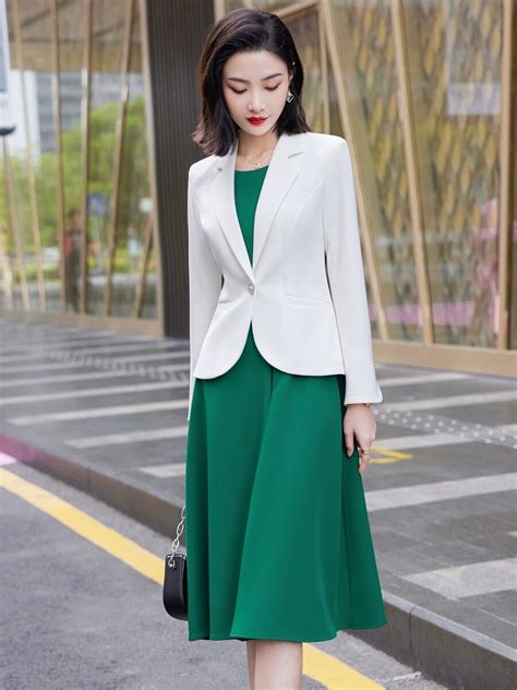 Professional Clothing 的图像结果