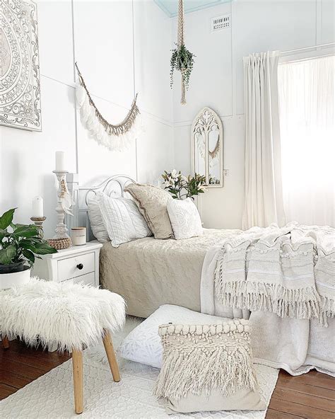 30 Stylish Bed Against A Wall Ideas For Your Bedroom