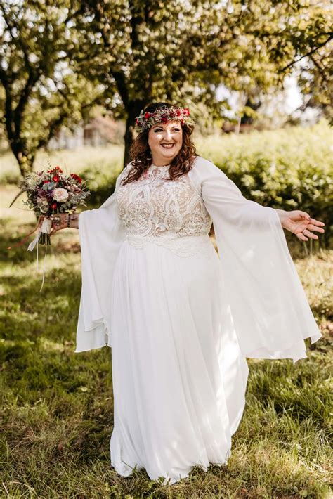 Boho Bride: Plus-Size Boho Wedding Dresses by Studio Levana