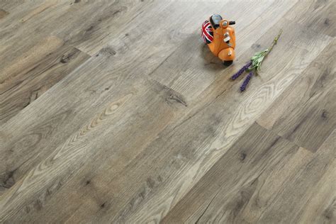 Crystal Gray Wood Vinyl Flooring , Flexbile 3mm Vinyl Plank Flooring