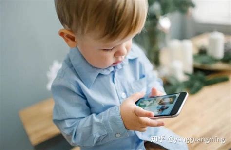 经常看手机会导致孩子语言发育迟缓吗？ - 知乎