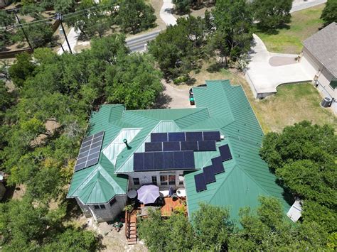 Cool Roofs' Guide to 2025 Metal Roofing Costs