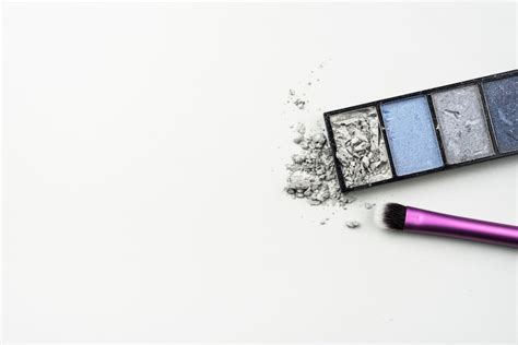 Dark eyeshadow Photos - Download Free High-Quality Pictures | Freepik