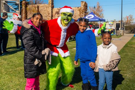 Jolly Holiday Transforms Palmdale Amphitheater into a Winter Wonderland ...