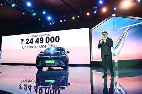 VINFAST LAUNCHES THE ALL-NEW VF MPV 7, A SPACIOUS ELECTRIC SEVEN-SEATER ...
