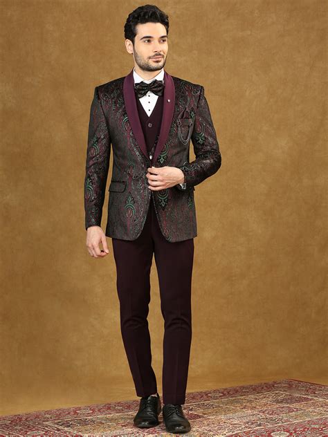 Velvet Suit with ethnic Motif Jacquard – Essas Club