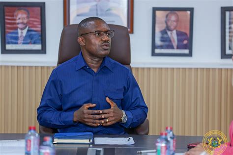 Energy Minister meets AGI and Budget Department to strengthen ...