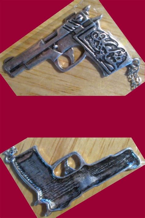 GUN Pistol Revolver Antique Skeleton Crystal KEYS Silver Cowboy Police ...