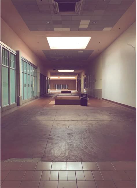 Empty Space Computer Simulation 的图像结果