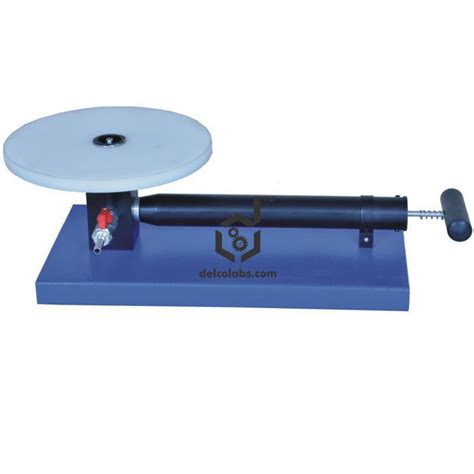 Vacuum Pump, Hand Operated, Rectangular Base