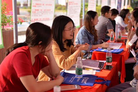 机电工程学院：成功举办本地企业专场招聘会