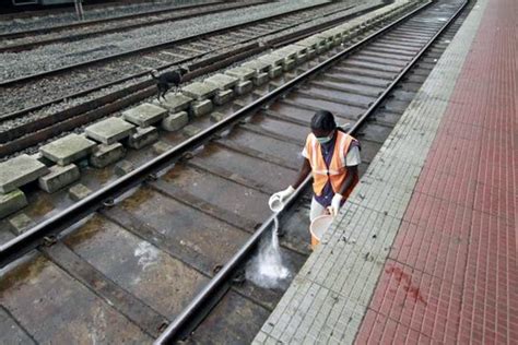 India's overcrowded trains and stations: Will this change? - Rediff.com ...