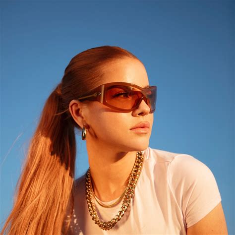 Harriet Jaxxon · Biography