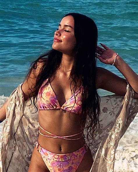 Chloe Marquez’s Tulum Beach Chic Unveiled • CelebMafia