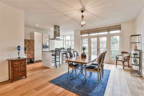 Engineered Wood vs Vinyl Plank Flooring: Which Is Right for Your Home's ...