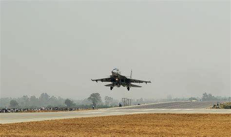 US Firm Lockheed Martin Unveils F-21 Multi-role Fighter For India ...