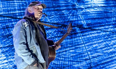 Neil Young veröffentlicht erste Single mit neuer Band