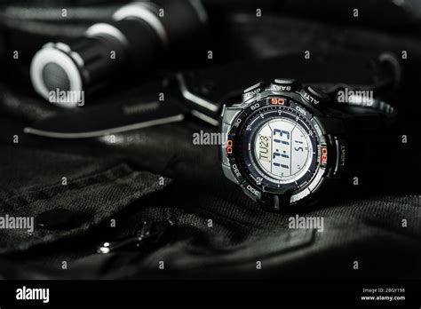 Digital Countdown Timer Watch 的图像结果