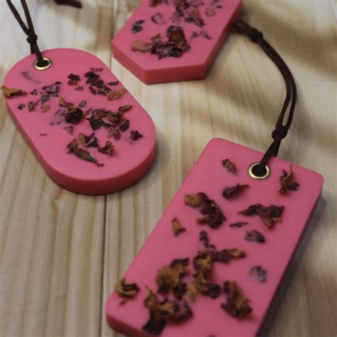 Roseberry Bloom Wax Tablet Set of 2 | Candles & Fragrances by Divina ...