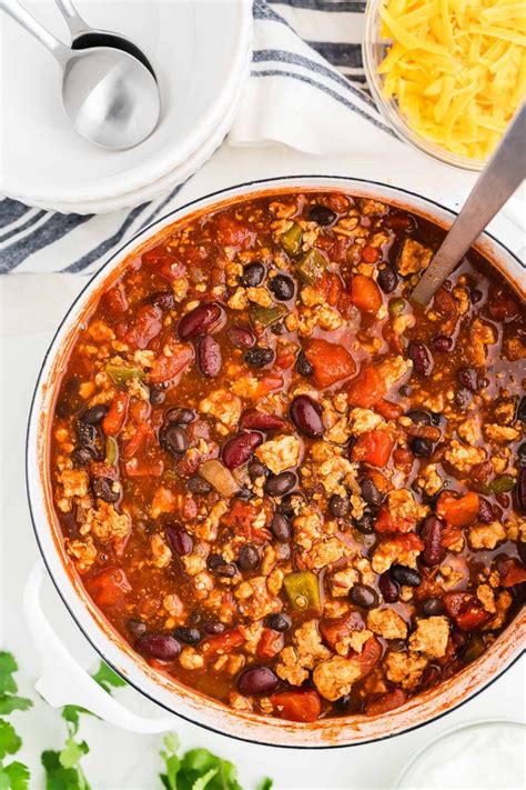 Best Ground Chicken Chili Recipe (Easy + Delicious!)