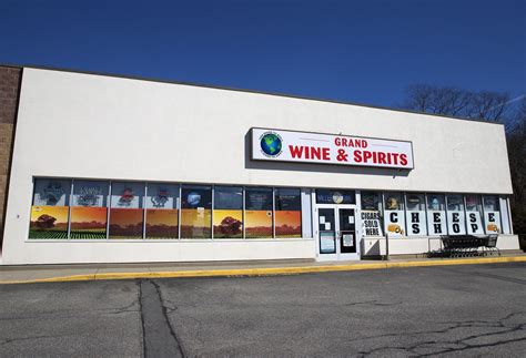 Waterford Grand Wine & Spirits | CT Package & Liquor Store