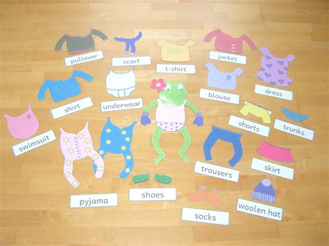 Froggy Gets Dressed Froggy Gets Dressed (Froggy) Jonathan London,