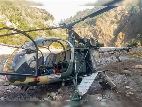 Coptor Crashed Before Evacuating ailing Soldier | Asian Mail