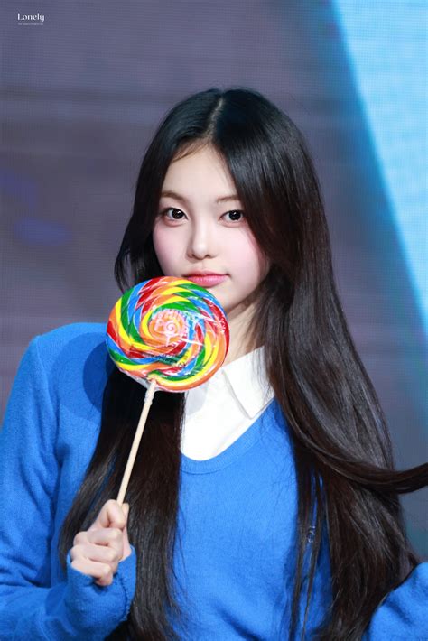 250304 | ian in 2025 | H2h, Kpop, Cute girls
