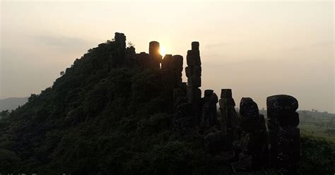 Photo : hidden stone column in kolhapur | हजारो वर्षापासून दडलेला ...