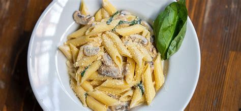 Cheesy Penne Pasta with Mushrooms & Spinach Recipe by Chef Natasha ...