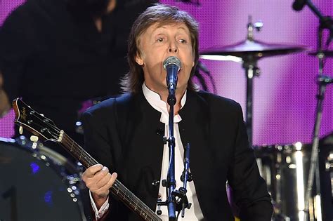 Why Paul McCartney Uses Teleprompter for Beatles Songs - Flipboard