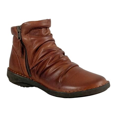 Miz Mooz Women's Pleasant Brandy - Tip Top Shoes of New York