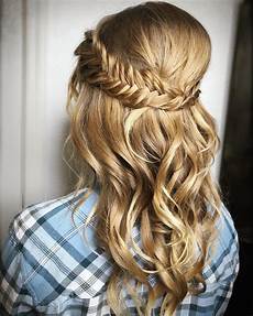 Half Up Half Formal Hairstyles For Medium Hair by 27 Prettiest Half Up Half Prom Hairstyles For 2019 Half Up Half Formal Hairstyles For Medium Hair