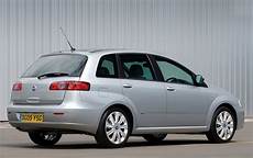 Fiat Croma by Fiat Croma Hatchback Review 2005 2007 Parkers Fiat Croma