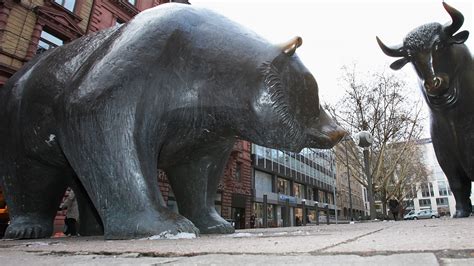 Wall Street Bull And Bear