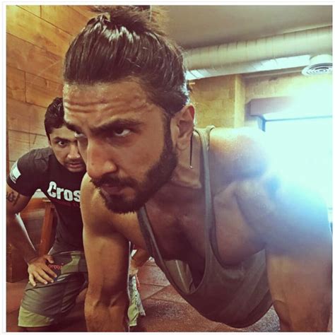 Ranveer Singh’s fitness trainer for Padmaavat shares the secret to flat ...