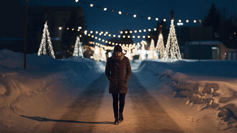 199 Sad Christmas Quotes to Reflect On - HerInterest